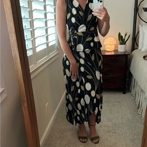 Elegant Black and White Sleeveless 2-Piece Midi Dress